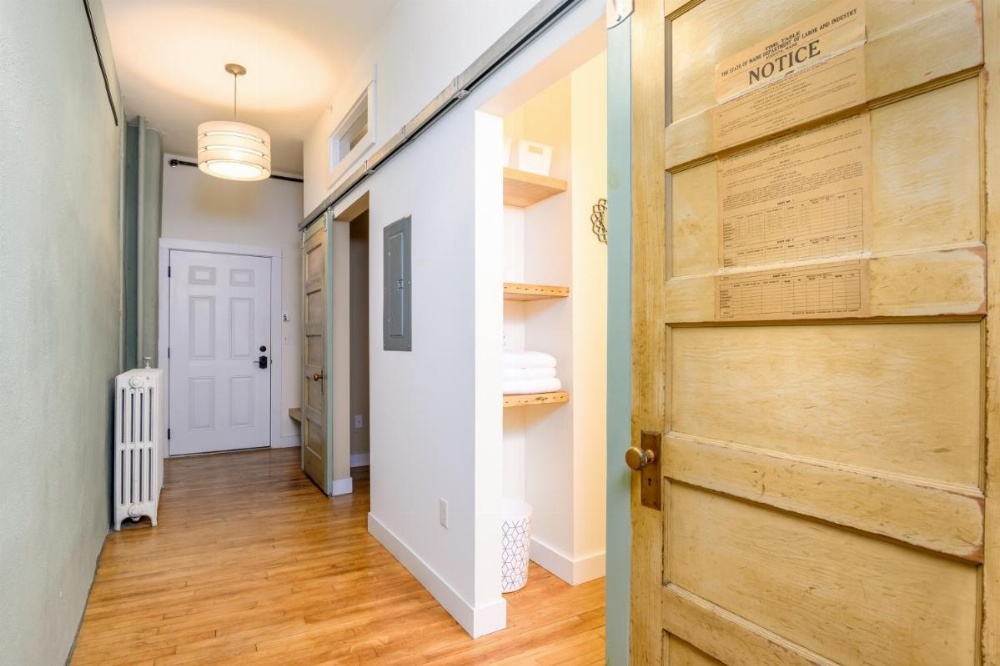 Luxury Bangor Loft With Rooftop Terrace Image 28